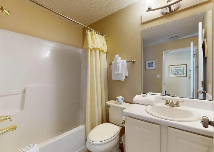 Bright & Attractive In Gulf-front Building With Pool & Spacious Balcony * Gulf Shores