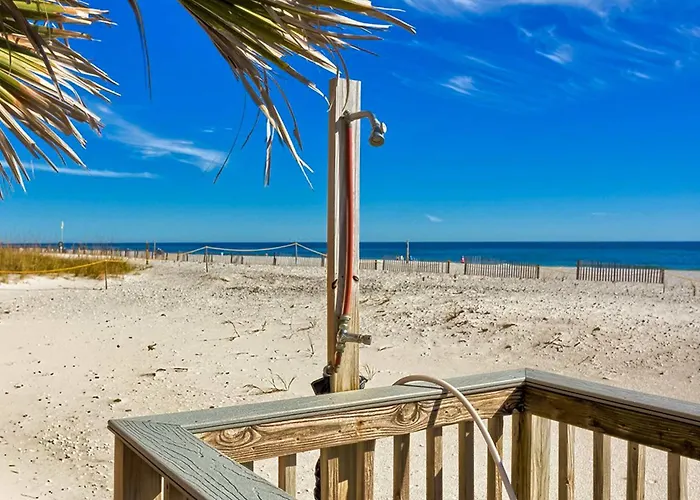 Bright & Attractive In Gulf-front Building With Pool & Spacious Balcony Holiday home Gulf Shores